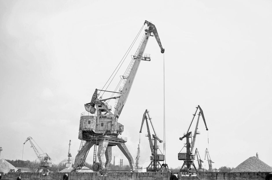 Port crane handling heavy cargo